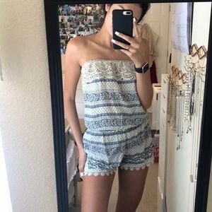 Blue and white patterned romper!
